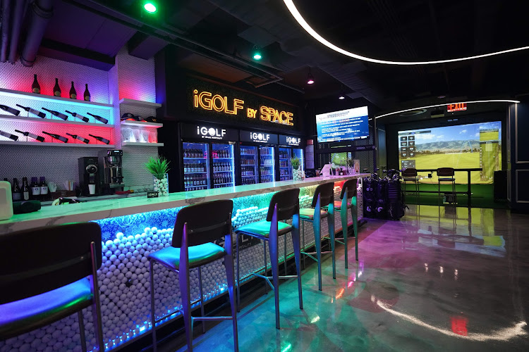 iGolf By Space NYC | Trackman & Kakao VX Simulators